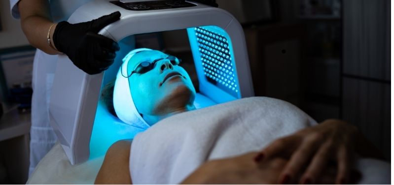 Φωτοθεραπεία LED estetica miha bodytec